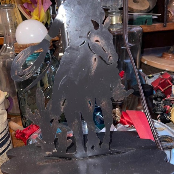 WESTERN LAMP - Picture 2 of 2